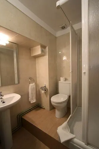 Pension Irune By Vivere Stays San Sebastián 0*,
